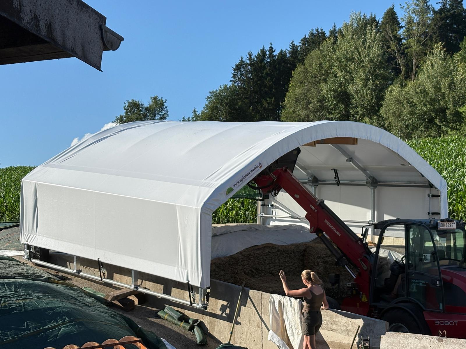 Bewegliche Siloüberdachung